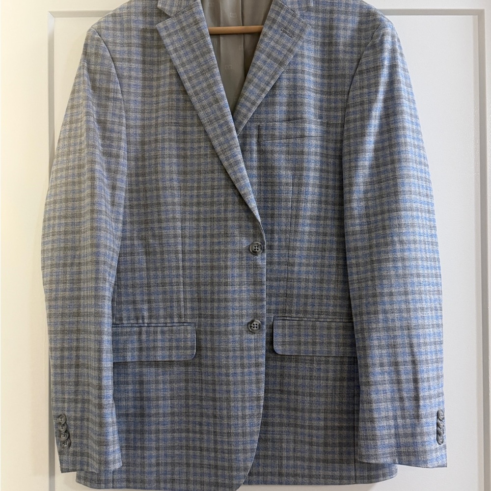 Tommy Hilfiger Light Gray & Blue Plaid Sport Coat